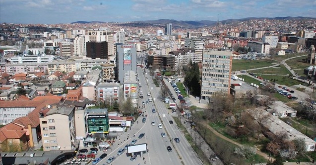 Kosovo ublažava mjere: Otvaraju se tržni centri i ugostiteljski objekti