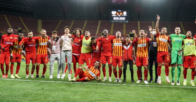 Postigao gol za Kayserispor a onda briznuo u plač: Emrah Bašsan se izvinjavao navijačima Galatasaraya