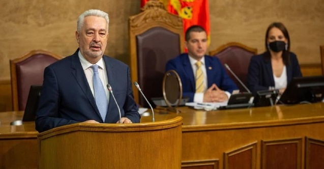 Krivokapić tvrdi da nije znao za odluku odbijanja zahtjeva Srbije o otovaranju biračkih mjesta u Crnoj Gori