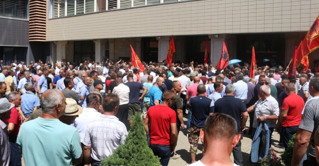 Protesti veterana na Kosovu: Traže povećanje penzija