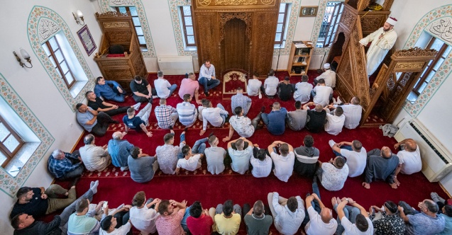 Bajram-namaz klanjan u više od 130 džamija širom Crne Gore