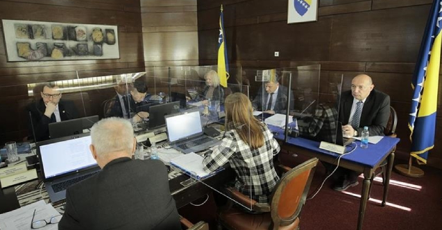 U FBiH  u augustu isplata 100 KM pomoći penzionerima i borcima
