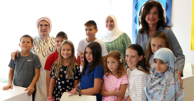 Emine Erdogan i Sanja Musić Milanović posjetile Osnovnu školu “Matija Gubec“ u Zagrebu