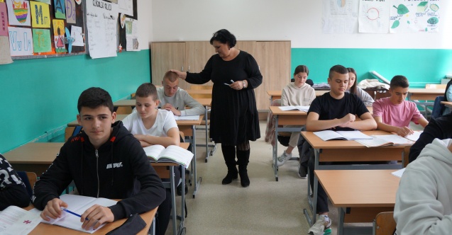 Novi Pazar: Osnovna škola “Mur“ zabranila upotrebu mobilnih telefona