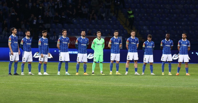 Sarajevo: FK Željezničar minutom šutnje odao počast stradalima u masakru u Beogradu
