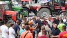 Protesti poljoprivrednika u Srbiji: Traktorima blokirali ulaz u zgradu Pokrajinske vlade