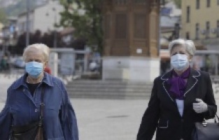 Vlada FBiH odlučila: Maske više nisu obavezne na otvorenom