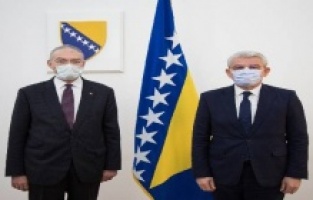 Turski ambasador Girgin sa Džaferovićem: Turska podržava suverenitet i teritorijalni integritet