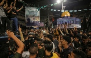 (VIDEO) Dogovoren prekid vatre između Izraela i Hamasa: Hiljade ljudi proslavlja mir