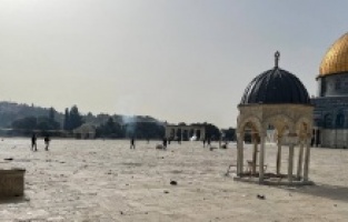 Izraelska policija ponovo napala Palestince nakon sabah-namaza