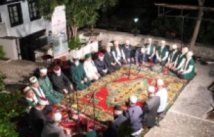 U užem krugu vjernika proučen tradicionalni mevlud u Blagaju