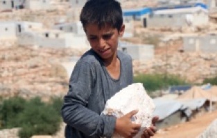 (VIDEO) Sirijski dječak Ibrahim radi u kamenolomu: Sve što želim od života je zaraditi za hljeb