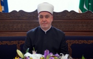 Reisu-l-ulema Kavazović povodom Kurban-bajrama: Budite pri ruci svom bratu, komšiji i sugrađaninu