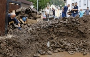 Broj poginulih u poplavama na zapadu Njemačke povećan na 81