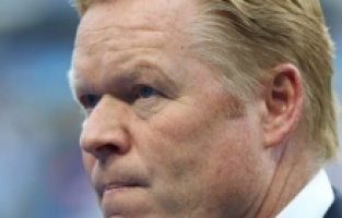 FK Barcelona smijenila Ronalda Koemana