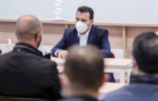 Neizvjesnost u Sjevernoj Makedoniji: Opozicija poziva na vanredne izbore, SDSM traži povratak Zaeva