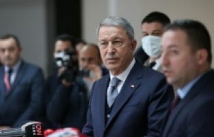 Osmani od ministra Akara zatražila podršku za članstvo Kosova u NATO-u