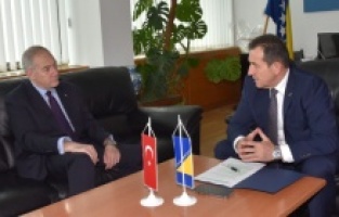 Ministar Cikotić sa turskim ambasadorom Girginom: Razgovarano o sigurnosnoj situaciji u BiH i sigurnosnim izazovima