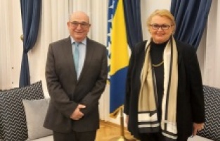 Turković sa Peachom: Blokada nanosi štetu svim građanima, Velika Britanija pruža podršku cijelom regionu