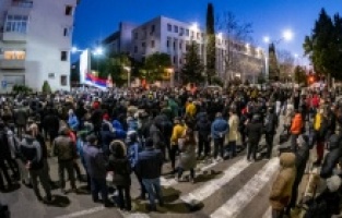 U Crnoj Gori održani protesti protiv formiranja manjinske vlade