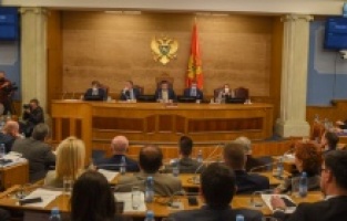 Bez smjene Dritana Abazovića: Većina nije prihvatila dnevni red