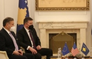 Lajčak i Eskobar u Prištini: Kosovo je ravnopravan partner u dijalogu sa Srbijom