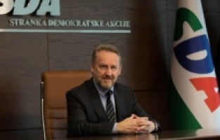 Izetbegović pisao EU: Prijetnje HNS-a o preustroju BiH krše Dejtonski mirovni sporazum