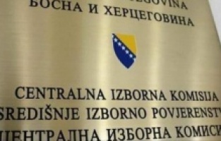 Članovi CIK-a BiH razgovarali sa Schmidtom: Još nisu na raspolaganju sredstva za organizaciju i provedbu općih izbora