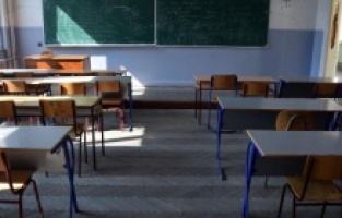 Dojave o bombama upućene na elektronske adrese 134 škole u Srbiji