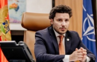 Abazović prihvatio poziv ukrajinskog predsjednika Zelenskog da posjeti Kijev