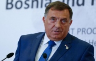Dodik: "Molim Boga da ponovo dođe Trump"