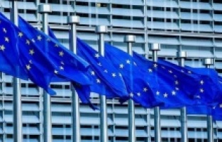 Evropska komisija preporučuje kandidatski status za Ukrajinu i Moldaviju