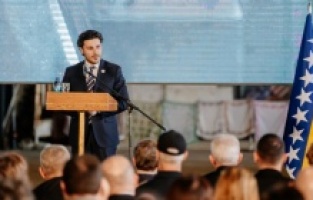 Abazović u Potočarima: U Srebrenici je 11. jula 1995. ubijeno čovječanstvo