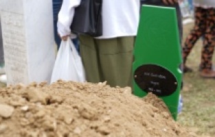 Potočari: Klanjana dženaza za 50 žrtava srebreničkog genocida