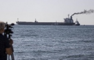 Pet brodova sa žitaricama isplovilo iz Ukrajine