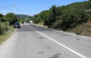 Uklonjenje barikade prema graničnim prelazima Jarinje i Brnjak: Saobraćaj ponovno uspostavljen