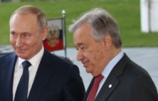 Guterres i Putin razgovarali o proširenju sporazuma za izvoz preko Crnog mora