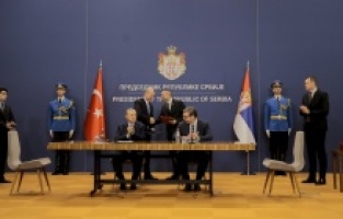 Potpisan niz sporazuma između Turkiye i Srbije, među njima i onaj o putovanju s ličnim kartama