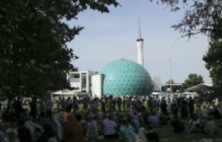 Veliki broj građana u Sisku: Danas svečano otvaranje Islamskog kulturnog centra