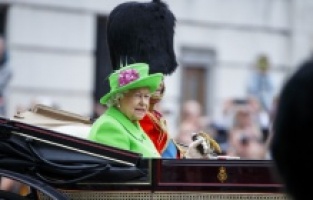 Vučić, Đukanović i Plenković uputili poruke sućuti povodom smrti britanske kraljice Elizabete II