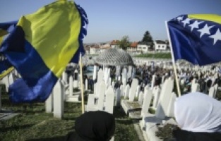 Na Šehidskom mezarju Kovači obilježena 19. godišnjica smrti Alije Izetbegovića