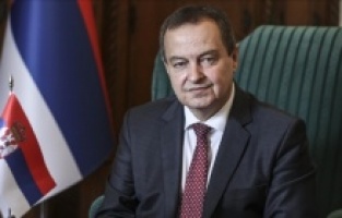 Dačić: "Zapad Srbiju gura u zagrljaj Rusiji"