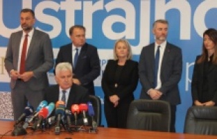 Trojka počela pregovore sa HDZ-om o formiranju vlasti