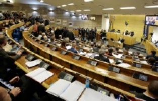 (ANALIZA)Prvi krug izbora za Dom naroda FBiH: Više od polovine delegata "ostalih" traži se po kantonima