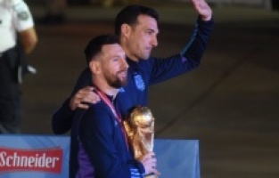 U Argentini državni praznik: Svjetski prvaci sletjeli u Buenos Aires