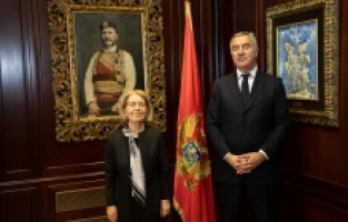 Crna Gora: Đukanović odlikovao tursku ambasadorku Medaljom za zasluge