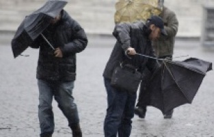 FHMZ: Upozorenje na jak udar vjetra i obilne padavine