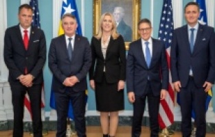 Cvijanović, Komšić i Bećirović razgovarali sa Cholletom