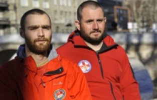 Braća Adi i Omer, bh. spasioci u Hatayu: Zagrljene oca, majku i dijete na koje se sručila zgrada pamtit ćemo do kraja života