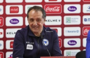 Hadžibegić uputio apel navijačima BiH: Potrebna nam je vaša podrška